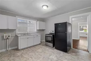 114 Charles Ave, High Point, NC 27260 - Photo 13