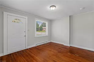 114 Charles Ave, High Point, NC 27260 - Photo 5