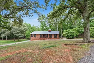 3318 Oak Ridge Rd, Summerfield, NC 27358 - Photo 7