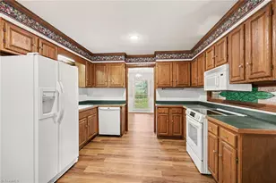 3318 Oak Ridge Rd, Summerfield, NC 27358 - Photo 19