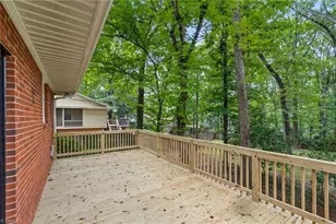 2205 Hathaway Dr, Greensboro, NC 27408 - Photo 45