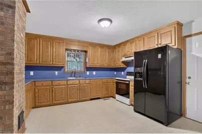 7047 High Pine Church Road, Asheboro, NC 27205 - Photo 9