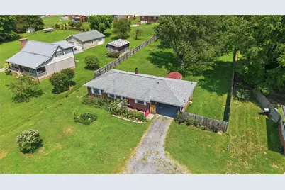 4358 Gumtree Road, Wallburg, NC 27107 - Photo 5
