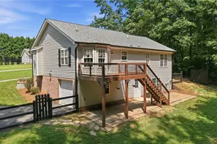 1035 Trinity Place Rd, Tobaccoville, NC 27050 - Photo 9