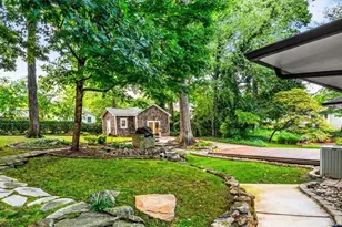 300 Warren St, Greensboro, NC 27403 - Photo 13