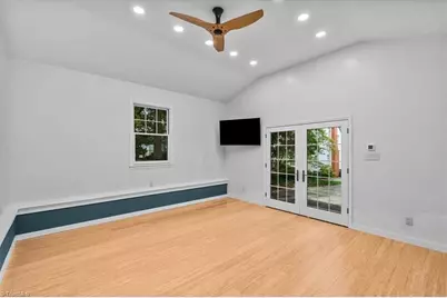 300 Warren Street, Greensboro, NC 27403 - Photo 33