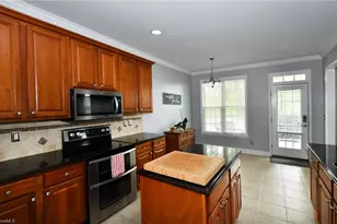 2525 Brook Stone Dr, Clemmons, NC 27012 - Photo 9