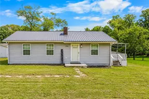 286 Smith Ln, Mount Airy, NC 27030 - Photo 1