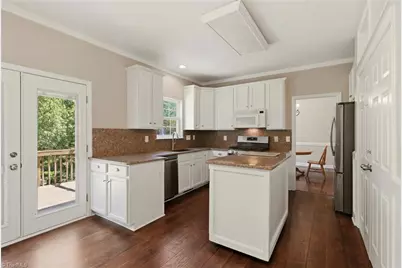 102 Farriers Lane, Jamestown, NC 27282 - Photo 11