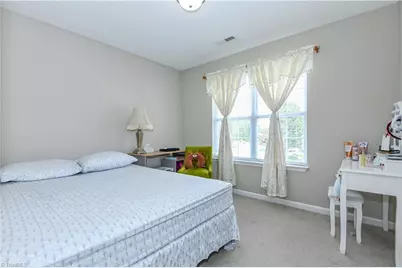 14 Forestglade Drive, Greensboro, NC 27406 - Photo 15