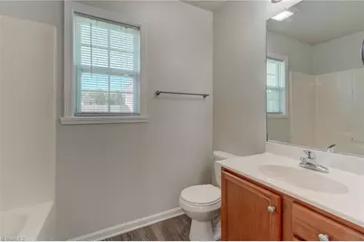 5811 Sycamore Glen Road, Greensboro, NC 27405 - Photo 17