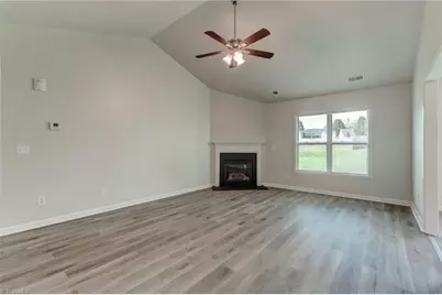 5811 Sycamore Glen Road, Greensboro, NC 27405 - Photo 5