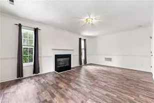4902 Heritage Woods Ct, Greensboro, NC 27407 - Photo 5