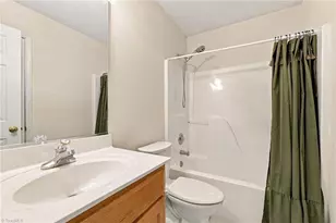4902 Heritage Woods Ct, Greensboro, NC 27407 - Photo 21