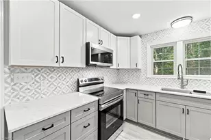 431 Dudley St, Burlington, NC 27217 - Photo 13
