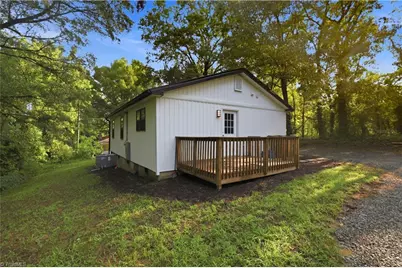 431 Dudley Street, Burlington, NC 27217 - Photo 23
