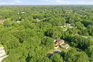 431 Dudley St, Burlington, NC 27217 - Photo 25