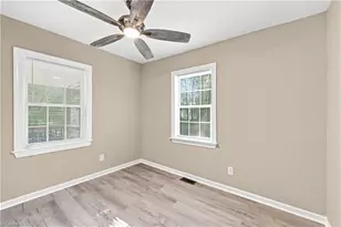 431 Dudley St, Burlington, NC 27217 - Photo 3