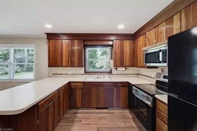 117 Buena Vista Avenue, High Point, NC 27265 - Photo 13