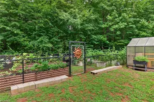 2520 Poplar Hl Ct, Snow Camp, NC 27349 - Photo 23