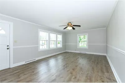 804 Graylyn Drive, High Point, NC 27263 - Photo 9
