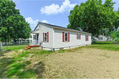 804 Graylyn Drive, High Point, NC 27263 - Photo 5