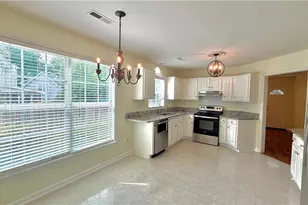 3409 Bent Creek Ct, Greensboro, NC 27410 - Photo 9