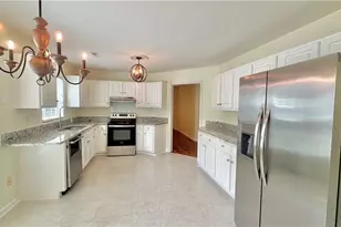 3409 Bent Creek Ct, Greensboro, NC 27410 - Photo 11