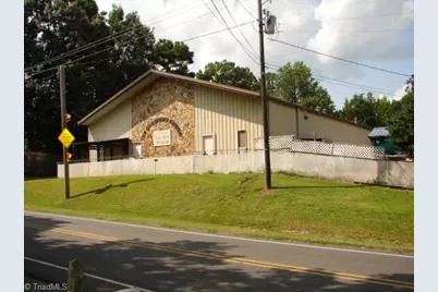 1267 E Salisbury Street, Asheboro, NC 27203 - Photo 17