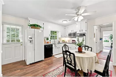 113 N 6th Street, Mebane, NC 27302 - Photo 13