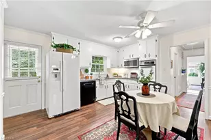 113 N 6th St, Mebane, NC 27302 - Photo 13