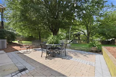 113 N 6th Street, Mebane, NC 27302 - Photo 25