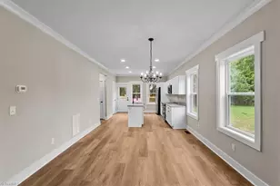 1606 Youngs Mill Rd, Greensboro, NC 27406 - Photo 7