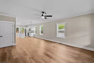 1606 Youngs Mill Rd, Greensboro, NC 27406 - Photo 3