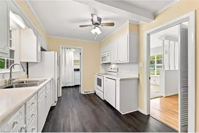 4112 Beckford Drive, Greensboro, NC 27407 - Photo 9