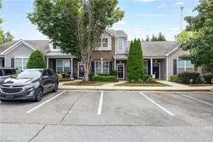 1021 Kelso Ln, Burlington, NC 27215 - Photo 3
