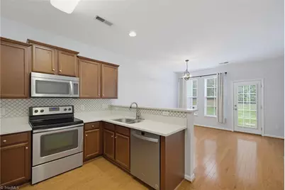 1021 Kelso Lane, Burlington, NC 27215 - Photo 7
