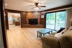 1218 Foxfire Dr, Greensboro, NC 27410 - Photo 17