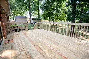 1218 Foxfire Dr, Greensboro, NC 27410 - Photo 25