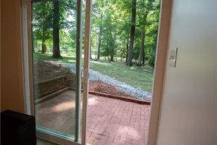 1218 Foxfire Dr, Greensboro, NC 27410 - Photo 23