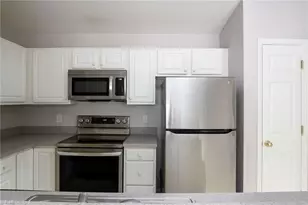 531 Scholastic Ct, Winston-Salem, NC 27106 - Photo 9