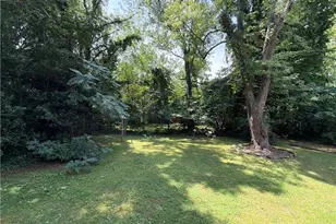5311 Bennington Dr, Greensboro, NC 27410 - Photo 3