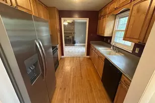 1602 Brewster Dr, Greensboro, NC 27409 - Photo 7