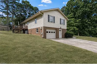 210 Knoxwood Road, Midway, NC 27107 - Photo 23