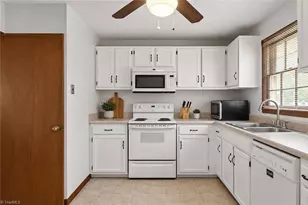 210 Knoxwood Rd, Midway, NC 27107 - Photo 9