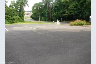 1277 E Salisbury Street, Asheboro, NC 27203 - Photo 7