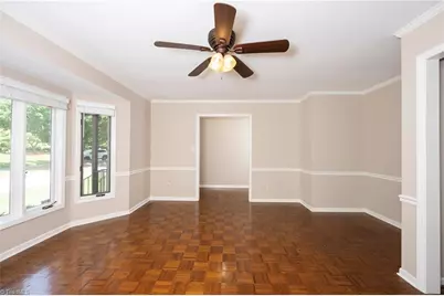 410 Ridgehaven Drive, Winston-Salem, NC 27104 - Photo 17