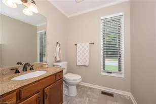 410 Ridgehaven Dr, Winston-Salem, NC 27104 - Photo 33