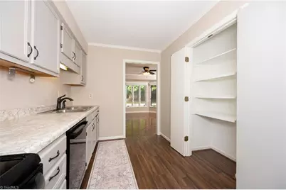 410 Ridgehaven Drive, Winston-Salem, NC 27104 - Photo 23
