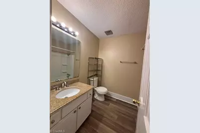 6717 W Friendly Avenue, Greensboro, NC 27410 - Photo 23